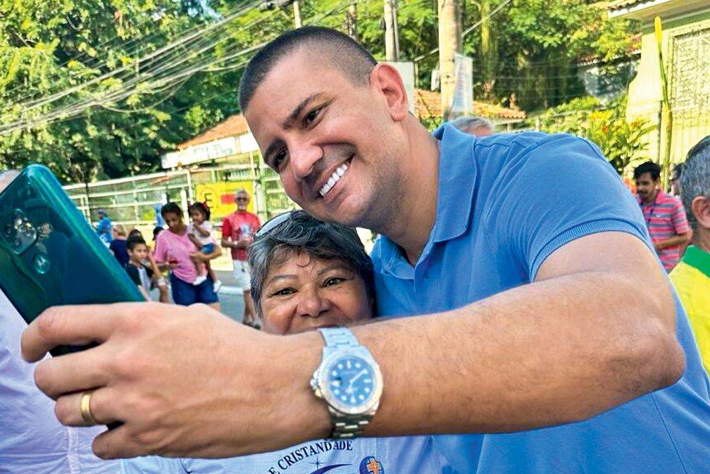Quem é Douglas Ruas, eleito presidente da Alerj em mais uma polêmica votação