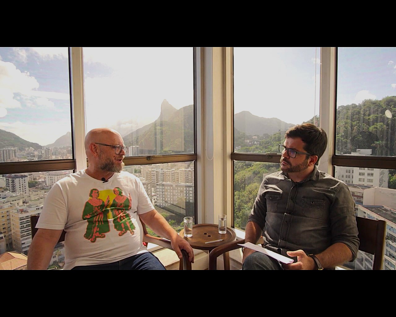 Luiz Antonio Simas analisa os sambas do Carnaval 2026: de Lula a Rita Lee