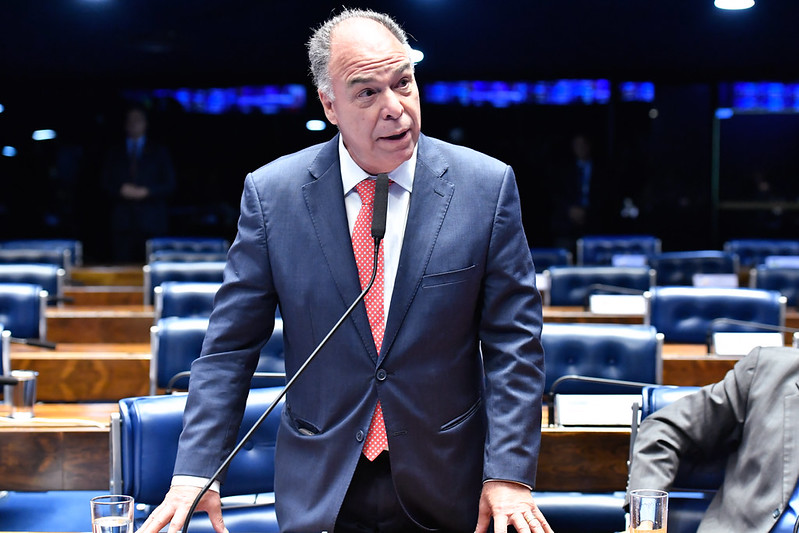 Ex-senador e deputado usaram concessionária de veículos para ocultar desvios de verbas, diz PF