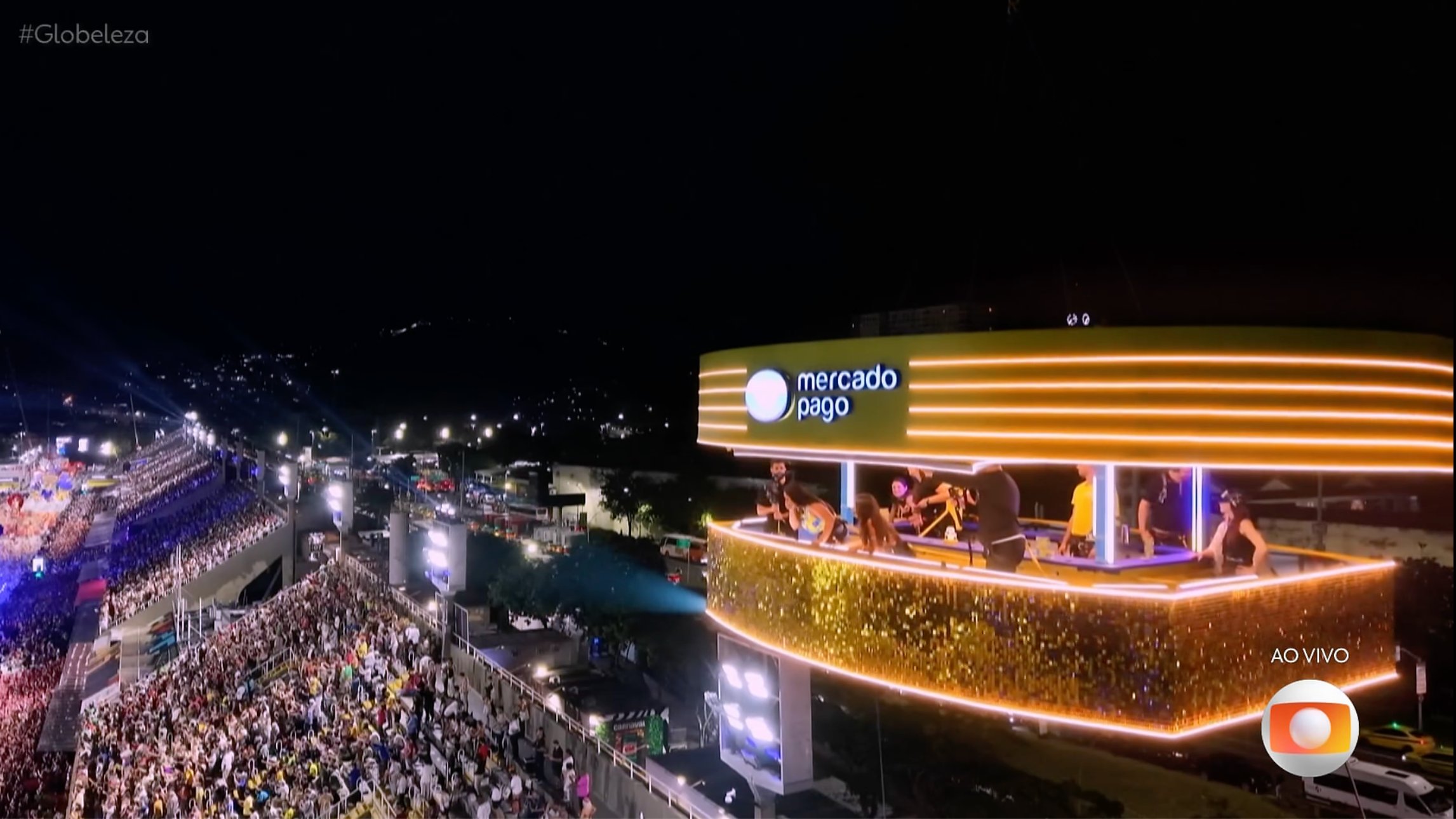 Gabriela e Chayani fora do BBB: ‘sisters’ curtem Carnaval na Sapucaí