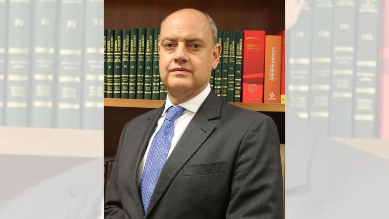 Desembargador exonera secretário nomeado por Castro que atuou por eleição na Alerj