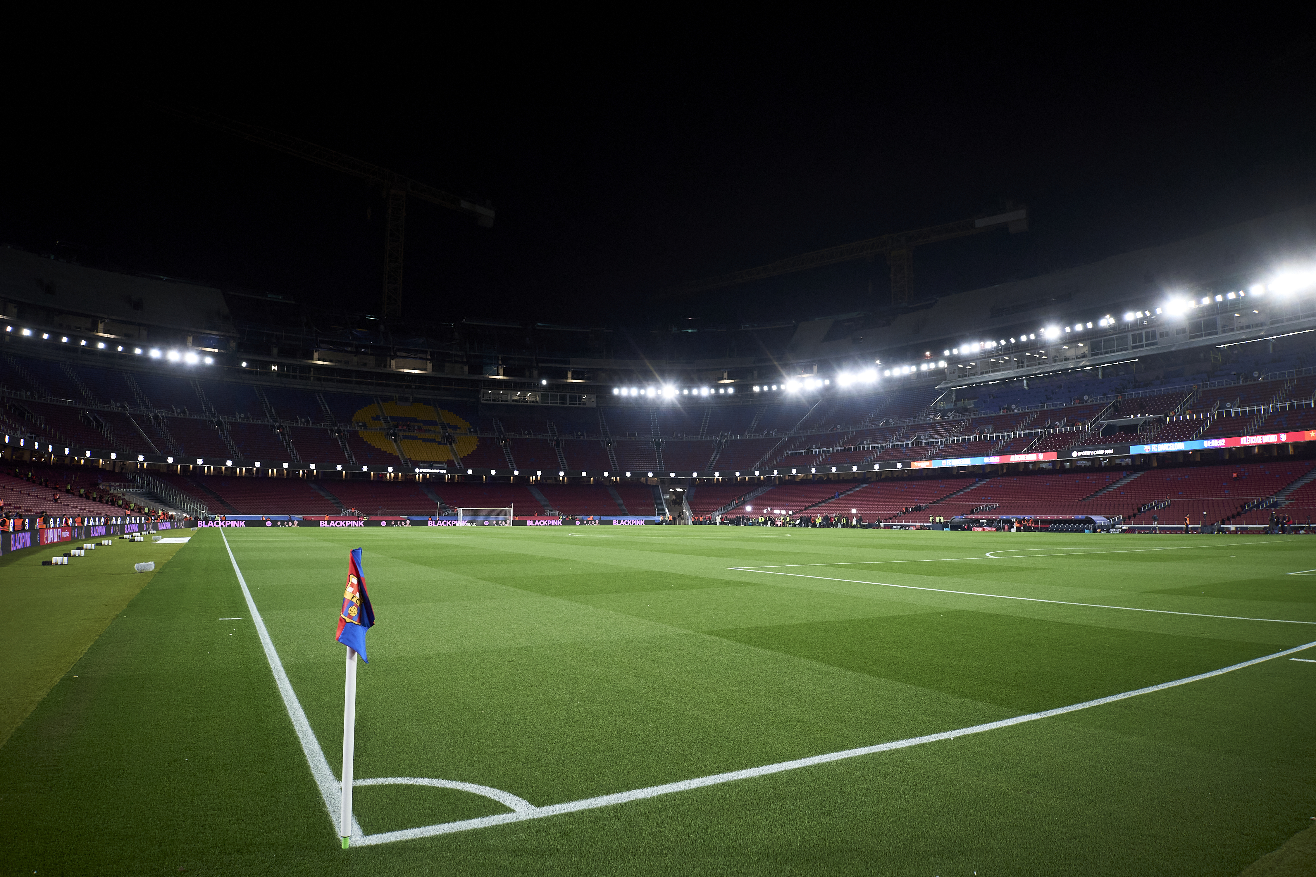 Barcelona x Racing Santander: onde assistir, horário e escalações