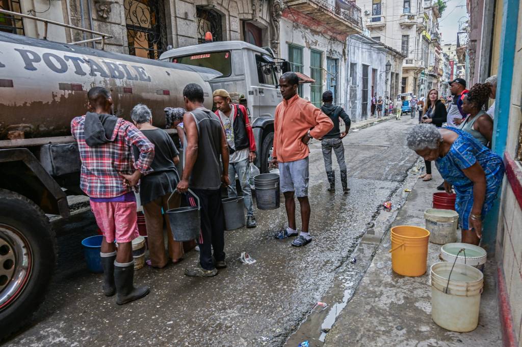 Sob pressão máxima de Trump, Cuba inicia reformas liberais e tenta conter colapso