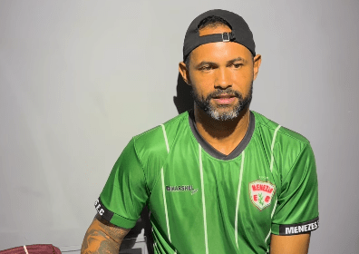 Foragido, goleiro Bruno tem cartaz de procurado divulgado