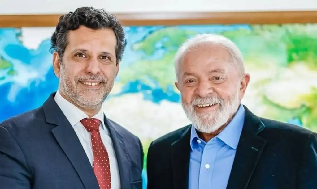 Lula anuncia novo ministro da Educação