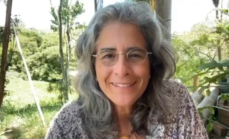 Lúcia Veríssimo se irrita com musical que expõe seu namoro com Gal Costa
