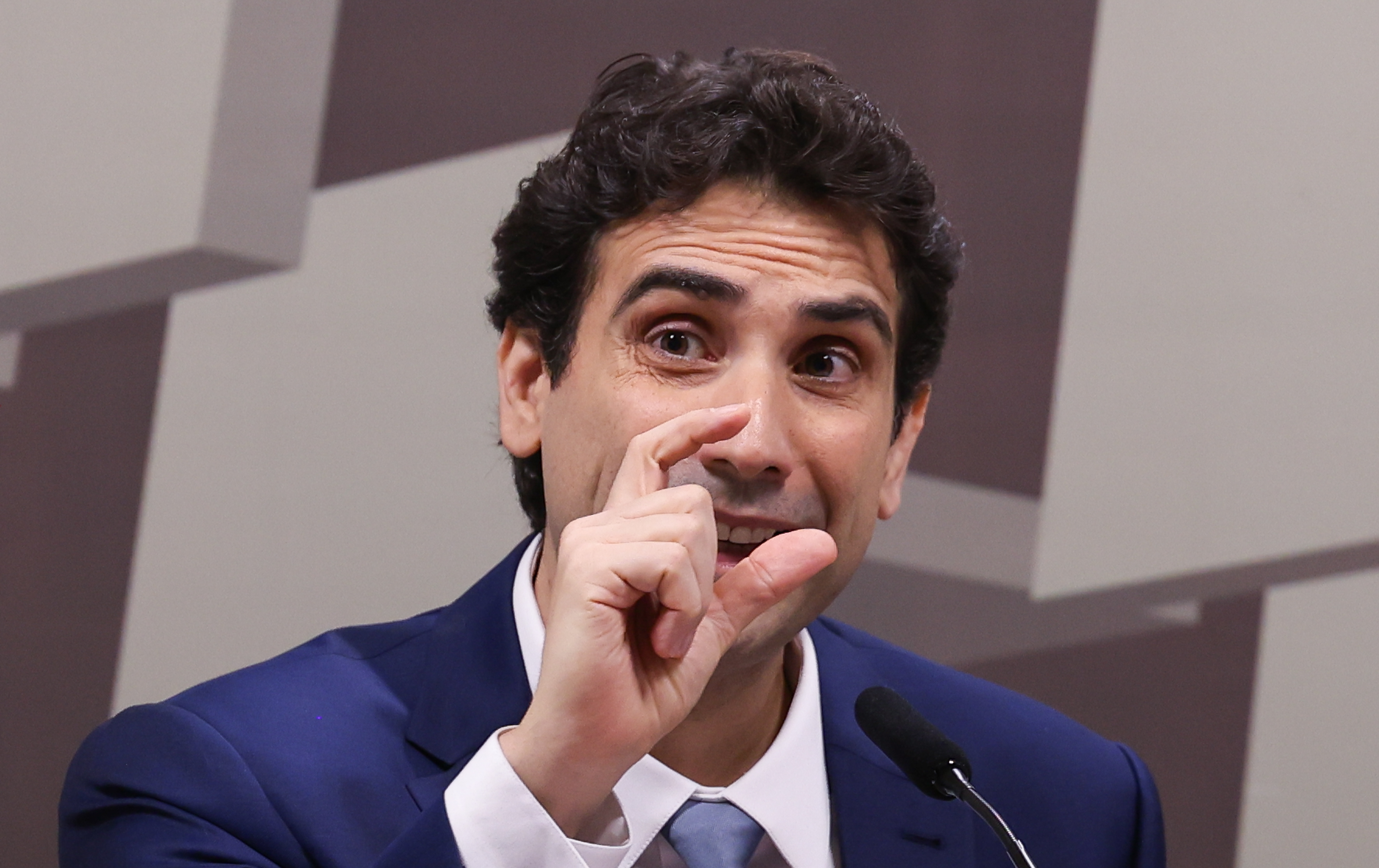 Copom inicia reunião com expectativa de novo corte da Selic