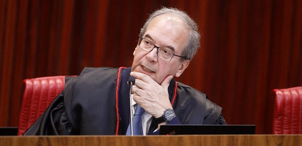 Advogado do Master tentou aproximar Daniel Vorcaro de esposa do ministro Cueva