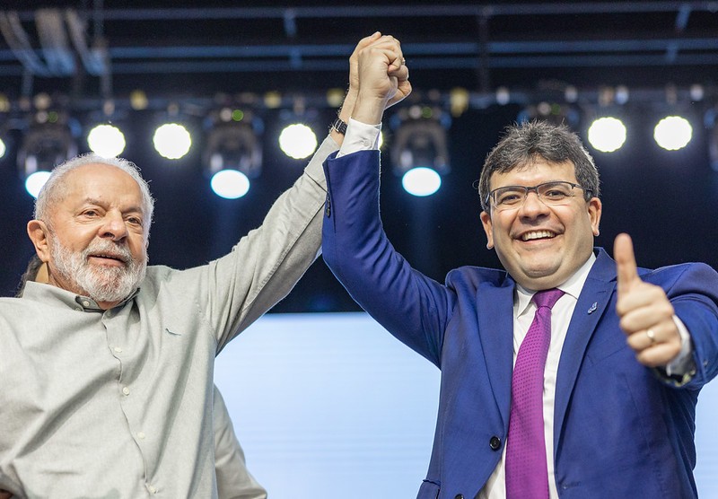 Nova pesquisa: o estado em que Lula tem mais que o dobro de votos que Flávio
