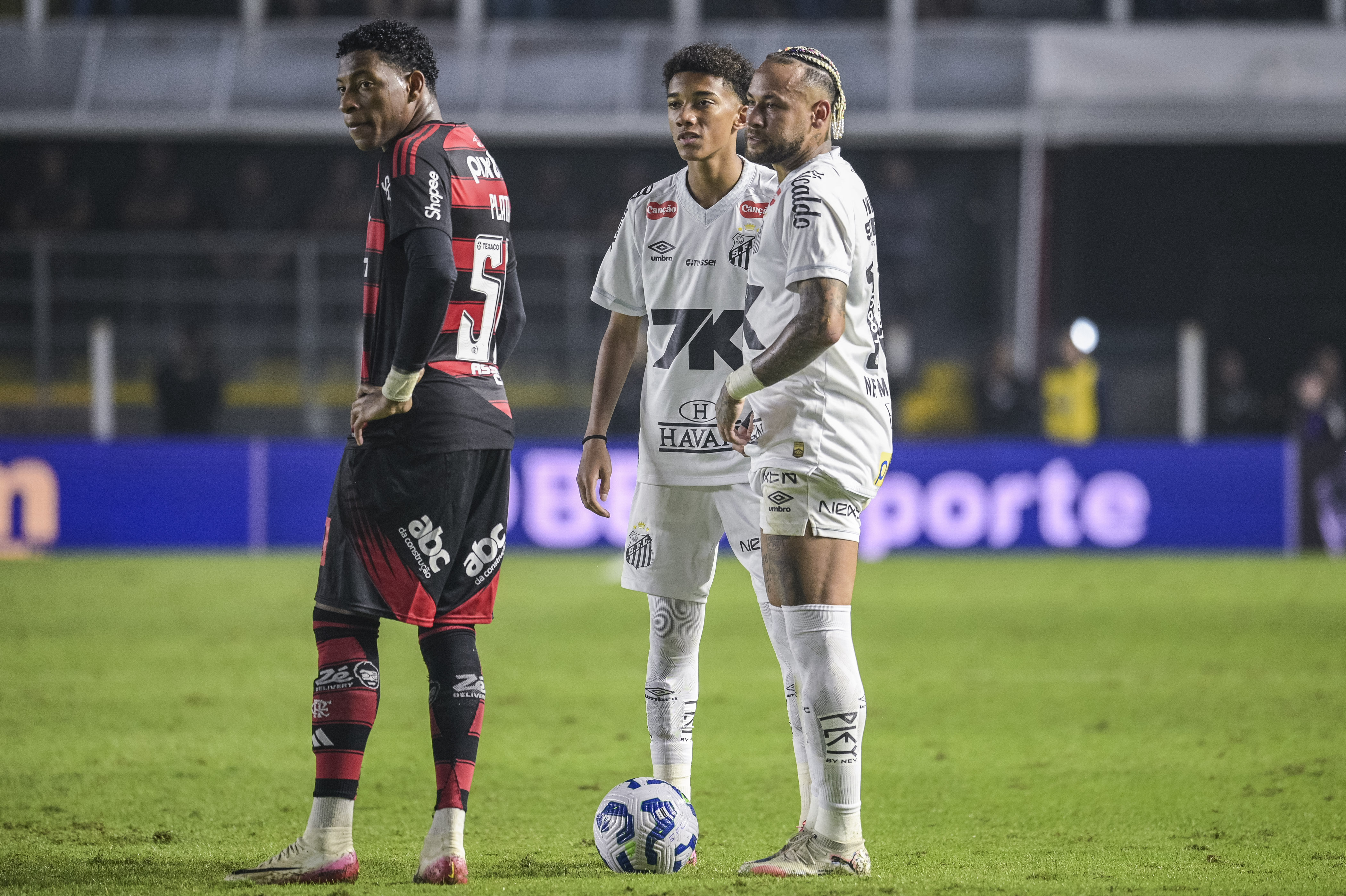 O motivo que levou Robinho Jr. a retirar a denúncia contra Neymar