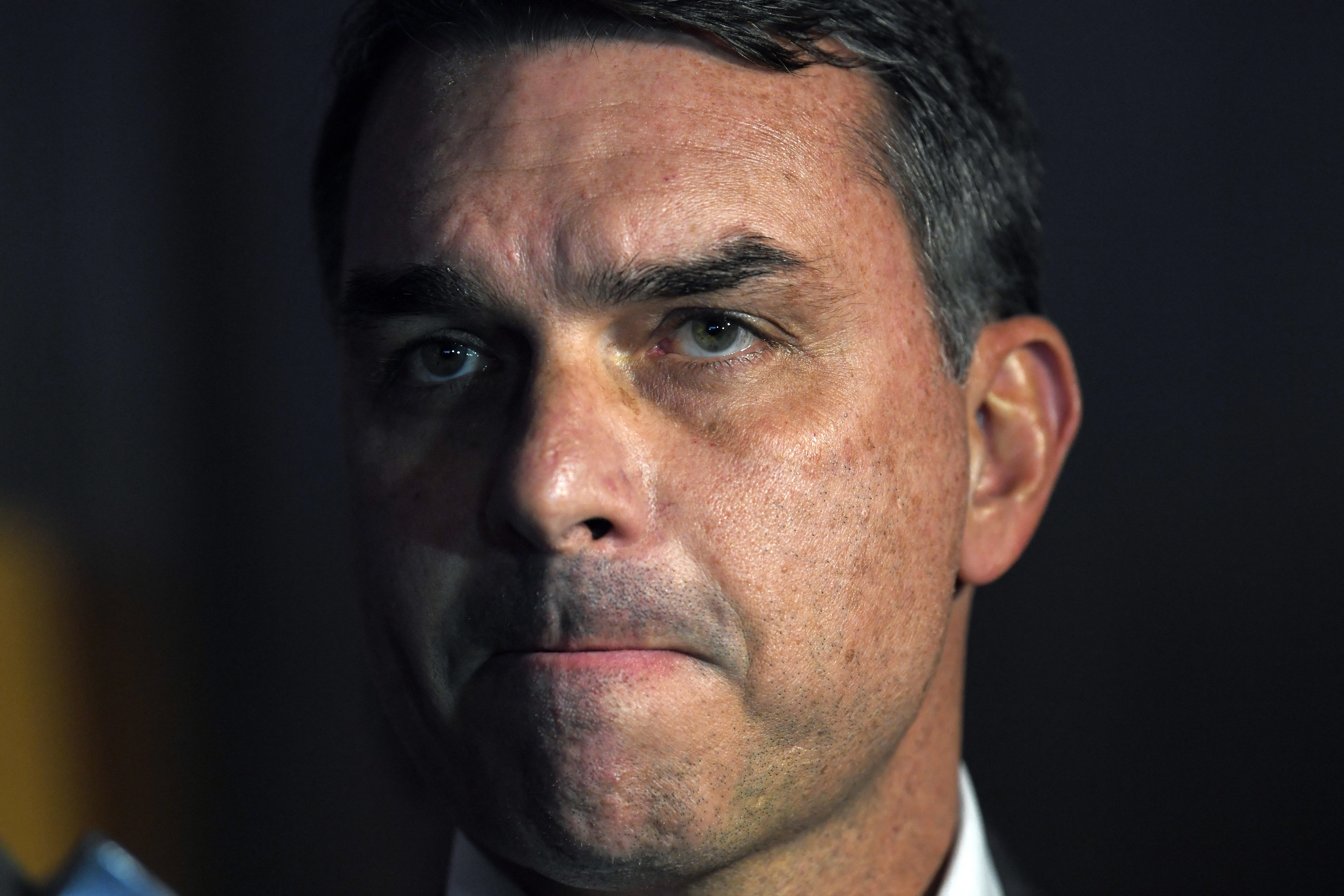 Secretário do MinC fala de Flavio Bolsonaro e Vorcaro sem Lei Rouanet