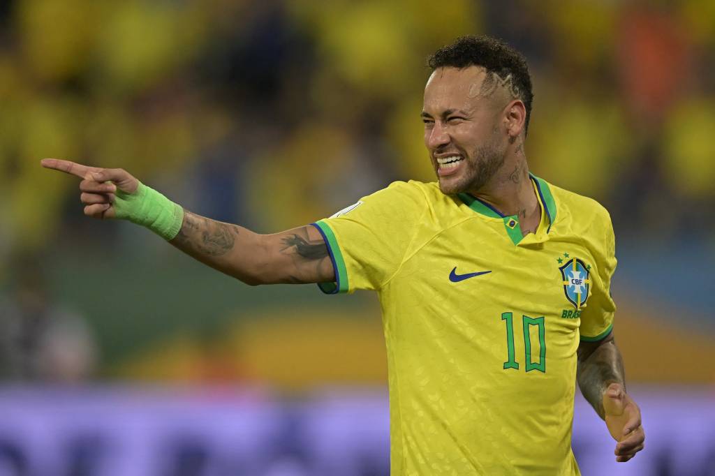 A reação de Neymar ao ouvir gritos com seu nome no Maracanã: veja vídeo