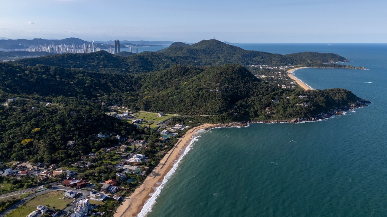 Construtoras miram praias menos óbvias de Balneário Camboriú
