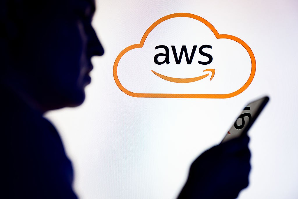 União Europeia mira Amazon e Microsoft em legislação que tenta regular empresas de tecnologia