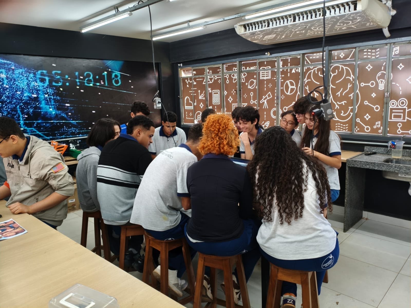 Na Amazônia, escola brasileira está entre as dez melhores do mundo por superar adversidades