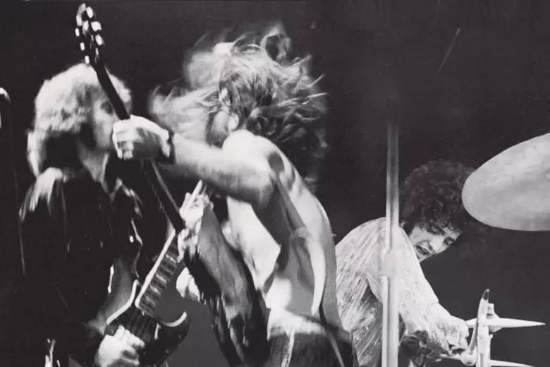 A banda desprezada pelos críticos que conseguiu desbancar os Beatles