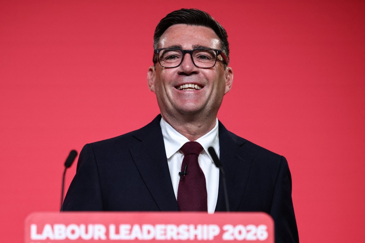 Andy Burnham vira líder do Partido Trabalhista e será o próximo premiê britânico