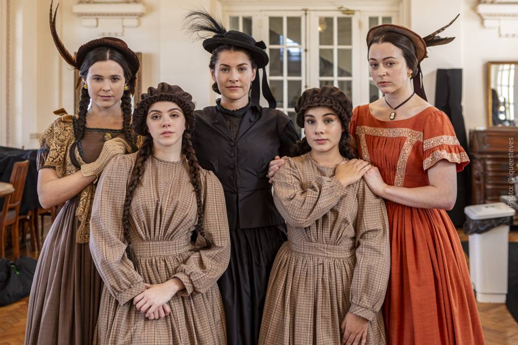 Do mesmo diretor de ‘Nosso Lar’, filme espírita ‘The Fox Sisters’ ganha data de estreia