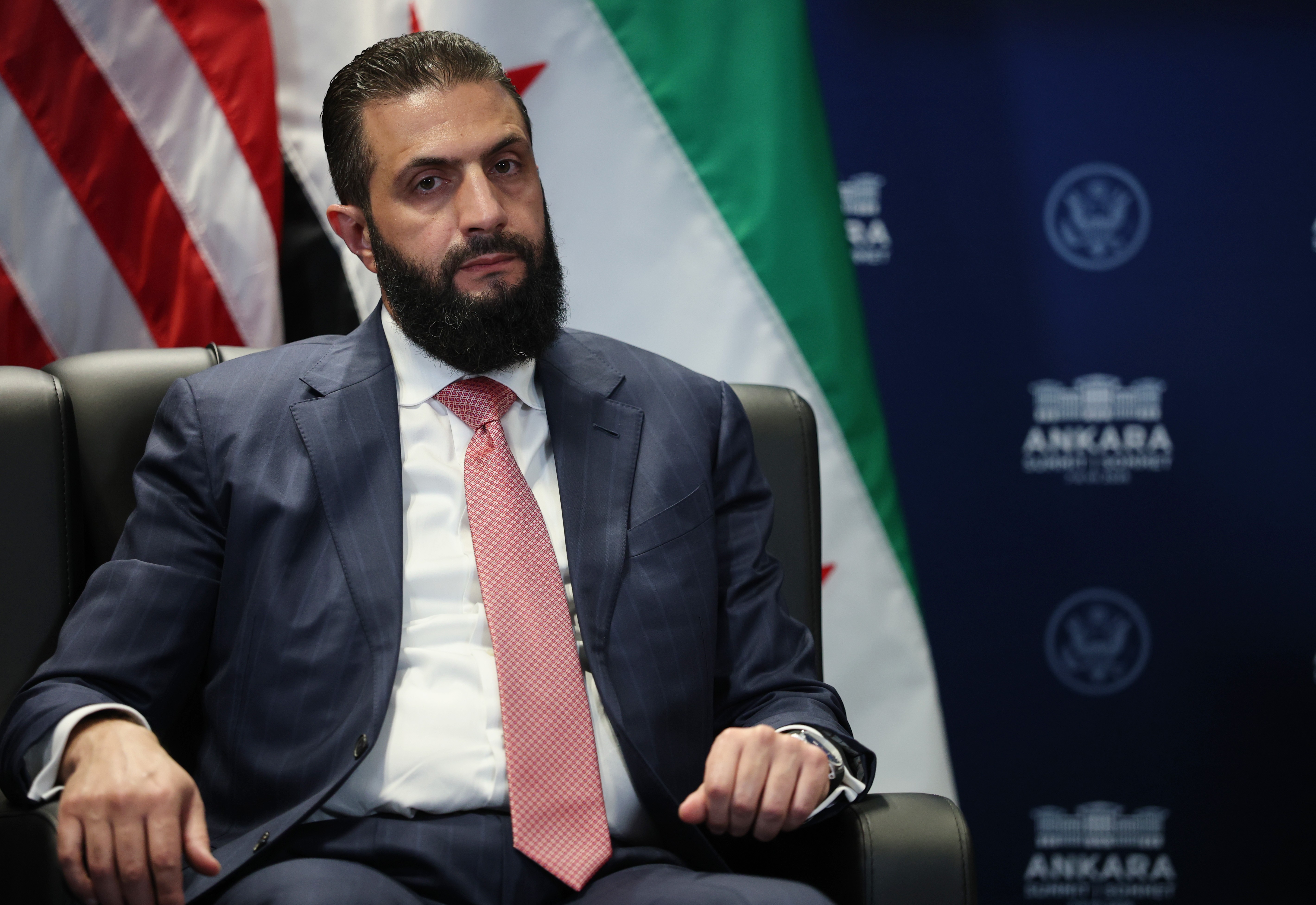 De islamista a estadista: dá para acreditar que o líder sírio mudou?