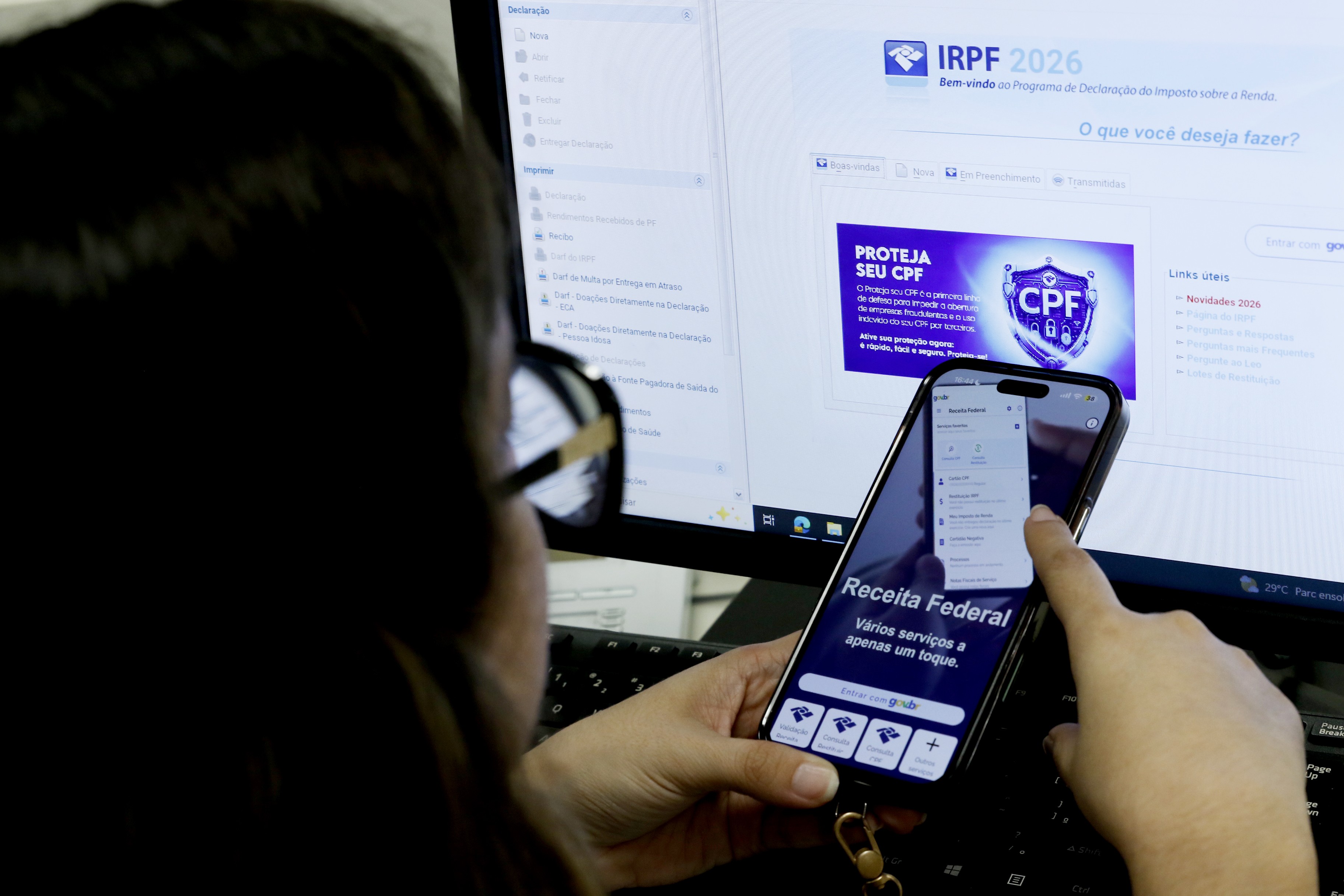 Receita paga R$ 1,26 bilhão em restituições do Imposto de Renda nesta quarta-feira