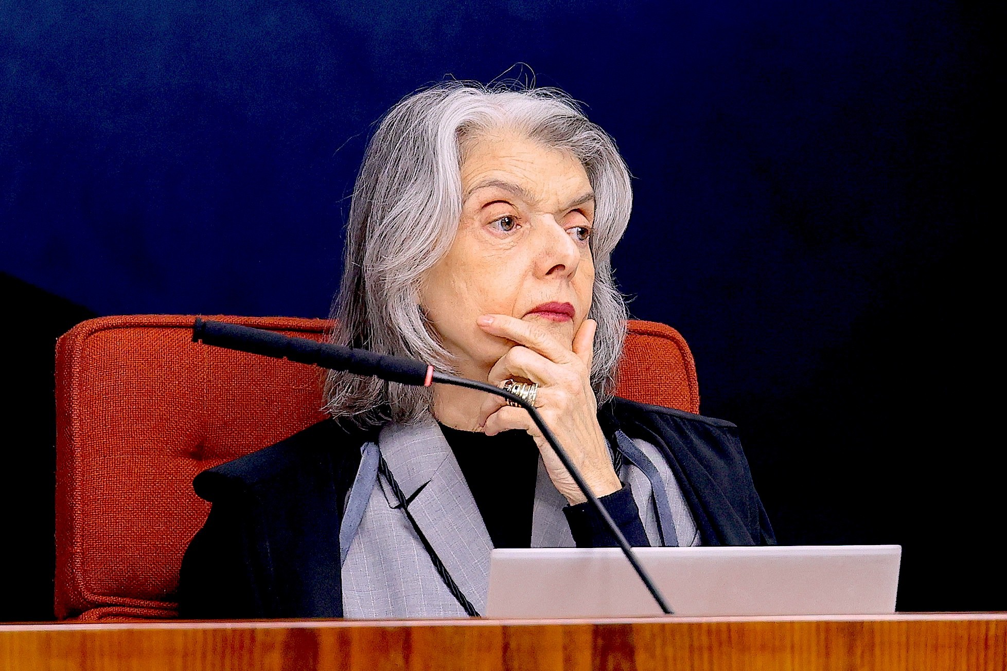 Supremo perde controle da crise de confiança que criou na fraude do Master