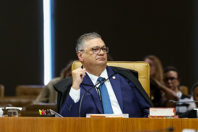 Flávio Dino diz ter recebido relatório com milhares de ameaças de assassinatos contra ministros