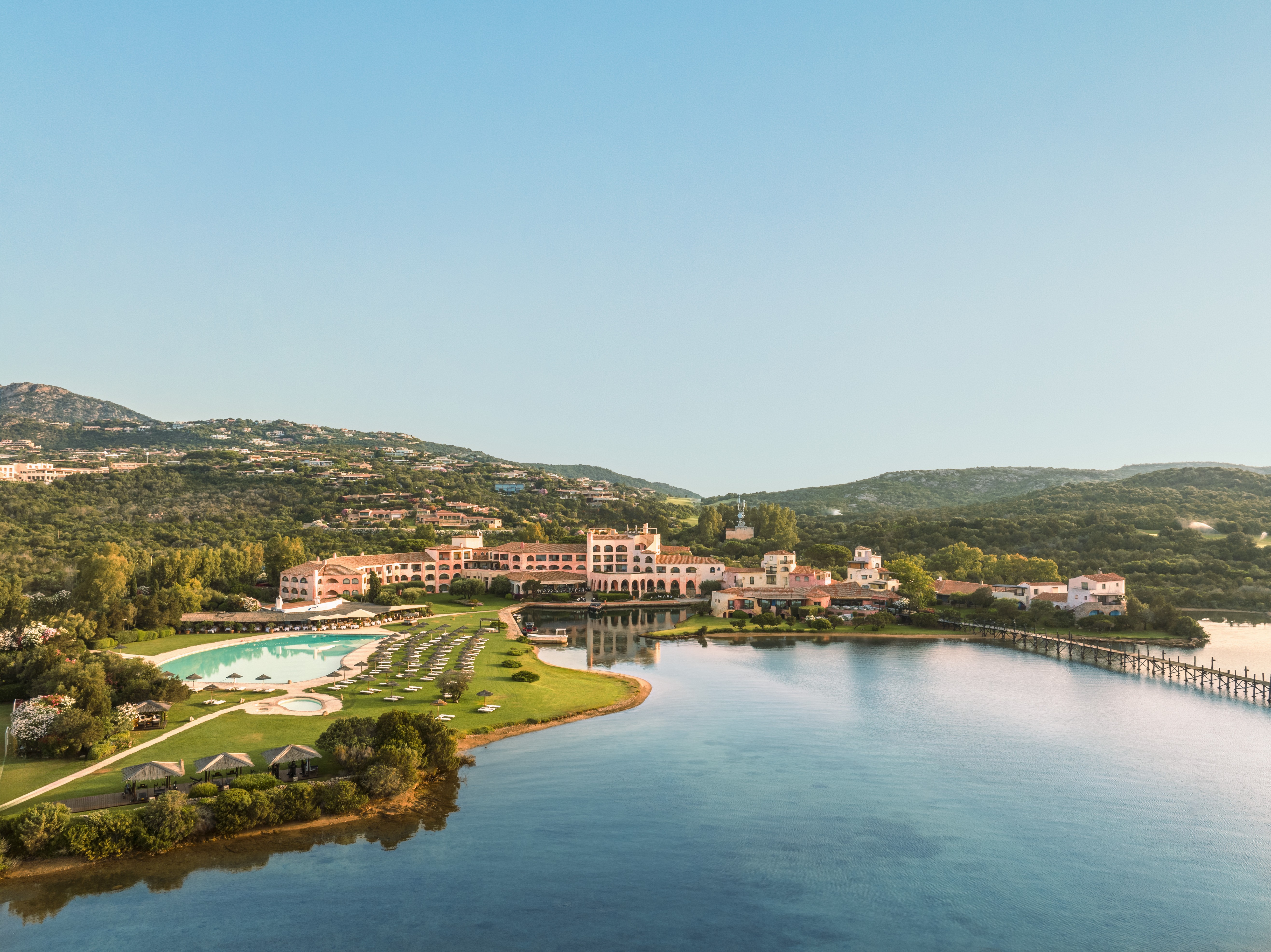 Arte, sabor e luxo descalço: novidades do Hotel Cala di Volpe na Sardenha