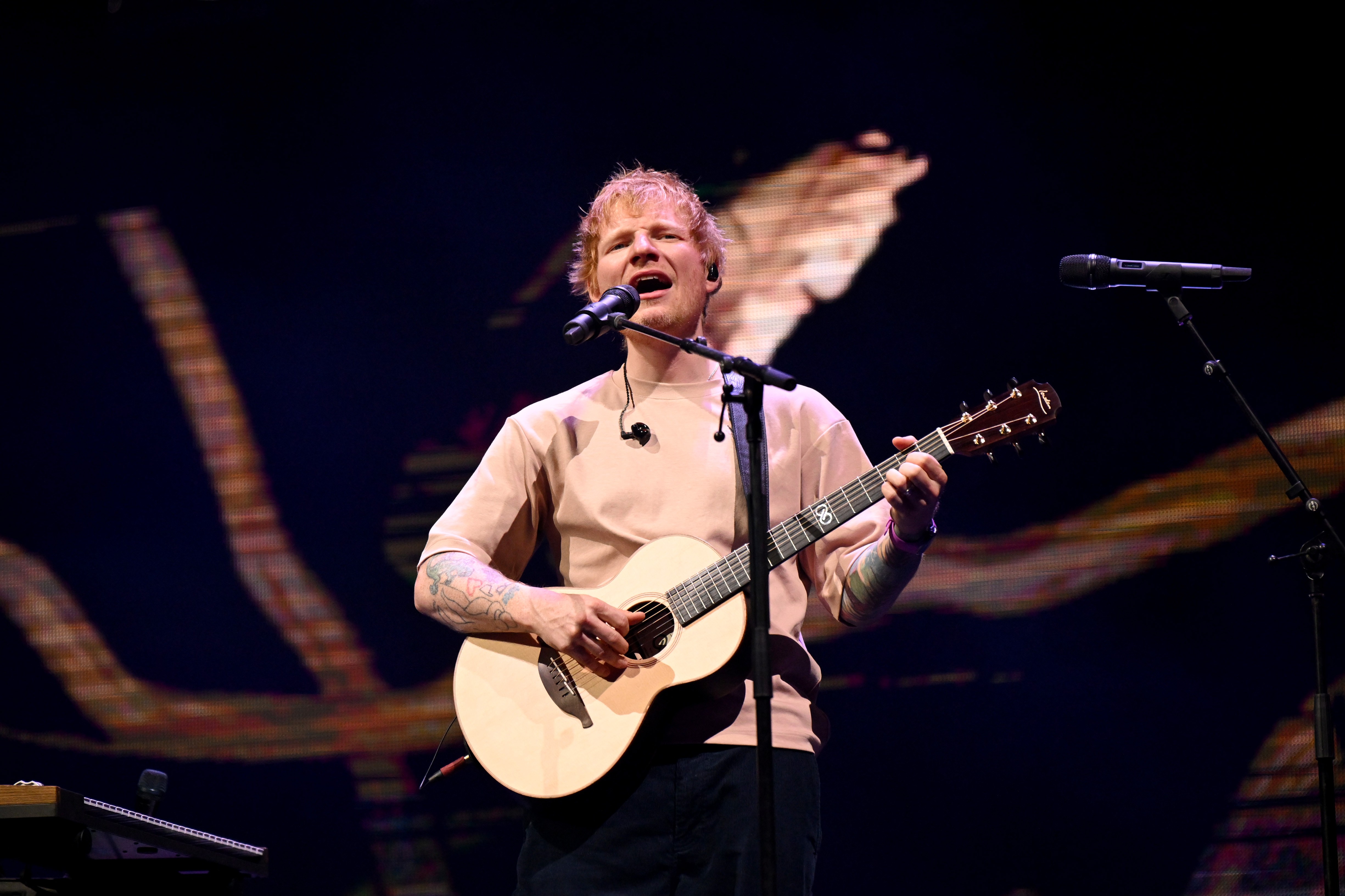 Segurança reforçada, fala ensaiada e quase cancelamento: os bastidores do show de Ed Sheeran