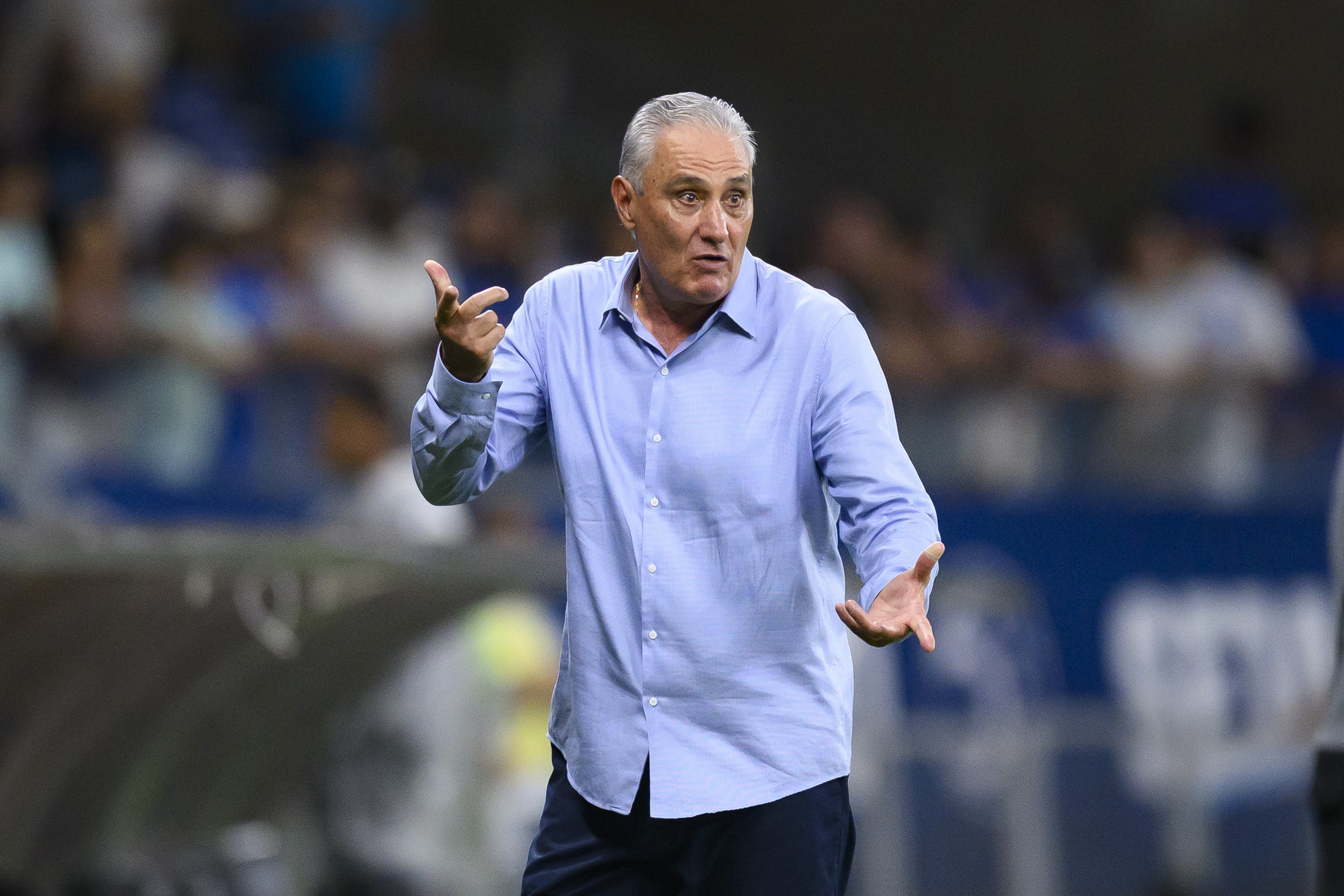 Botafogo acerta contrato e Tite é apresentado como novo treinador