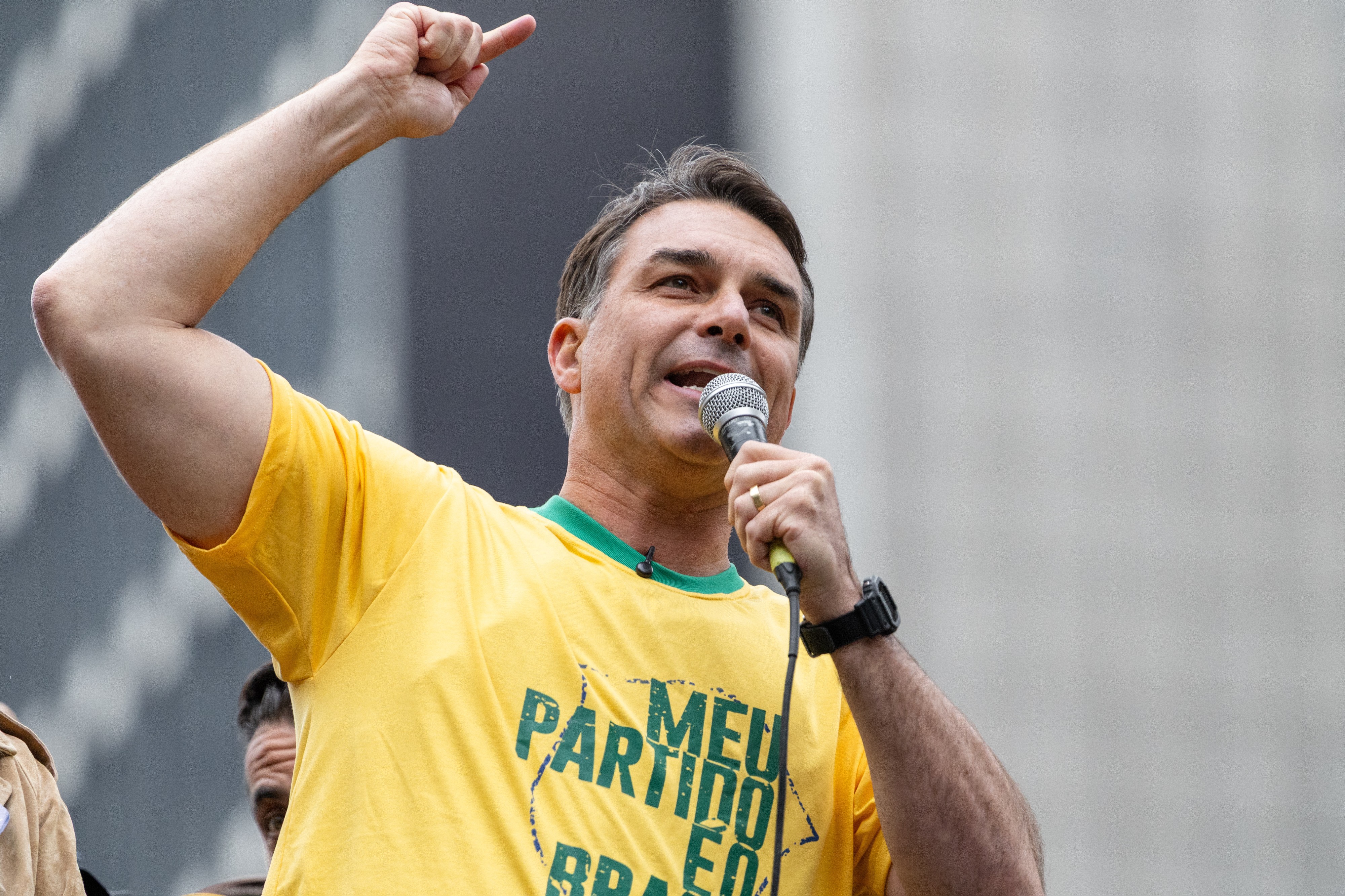 Entenda por que campanha de Flávio vê afastamento de Andrei como ‘mais vantajoso’ que o de Moraes