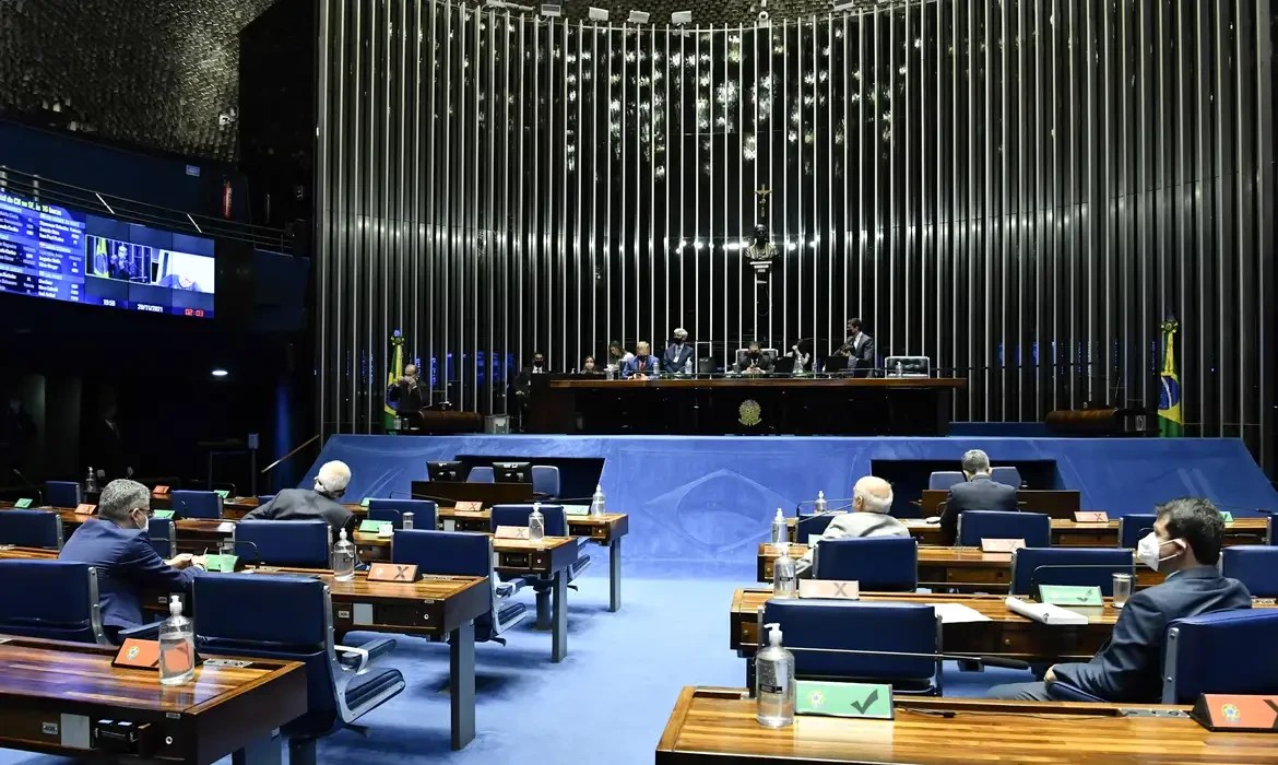 Falta de definição do Senado pode levar CBS à Justiça já em 2027