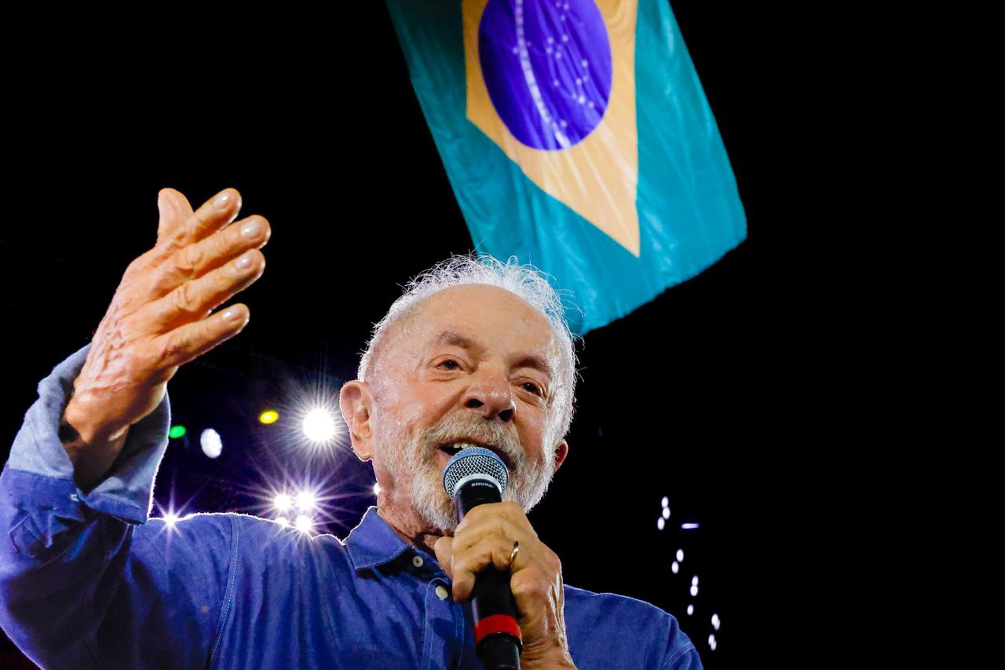 Ausência de Lula no debate da Globo traz uma oportunidade para Flávio, segundo cientista político
