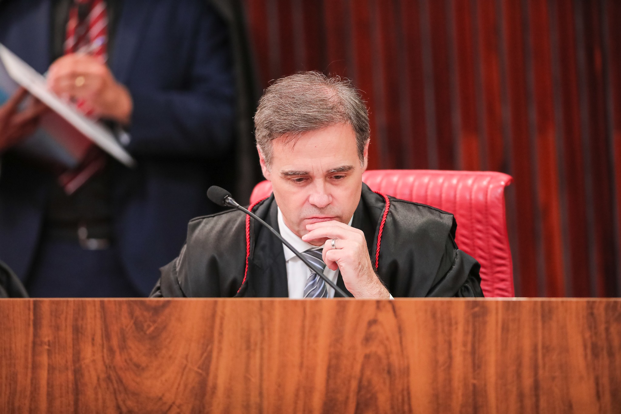 Mendonça nega remover conteúdos que ligam Flávio a ‘epidemia’ de bets e fala sobre ‘Bolsa Farelo’
