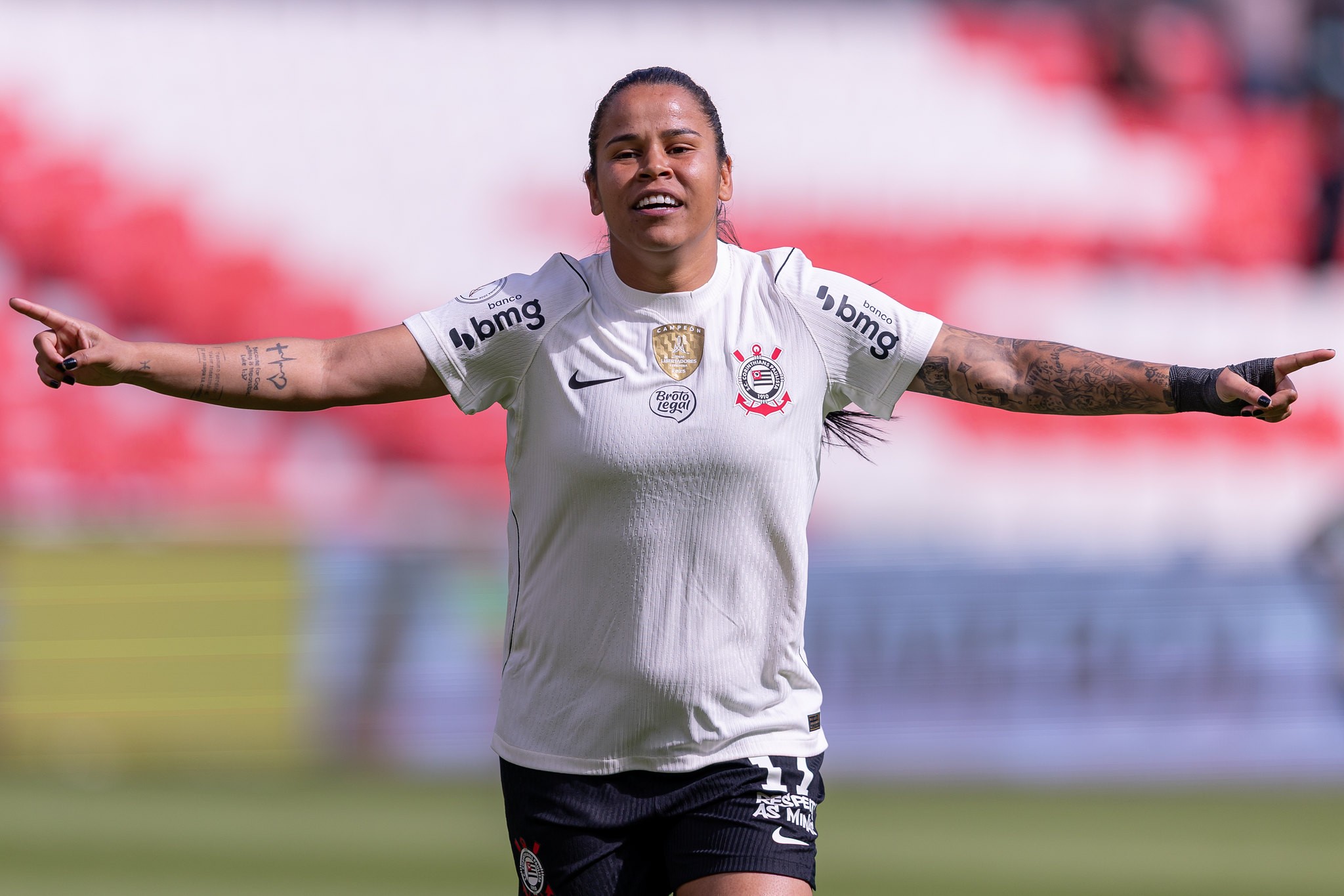 Corinthians bate Colo-Colo e estreia com vitória na Libertadores Feminina