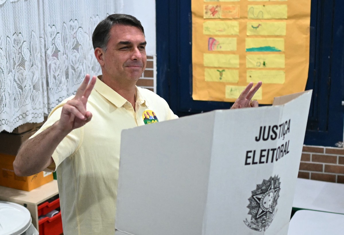 Depois da polêmica da padroeira, Aparecida dá maioria dos votos a Flávio