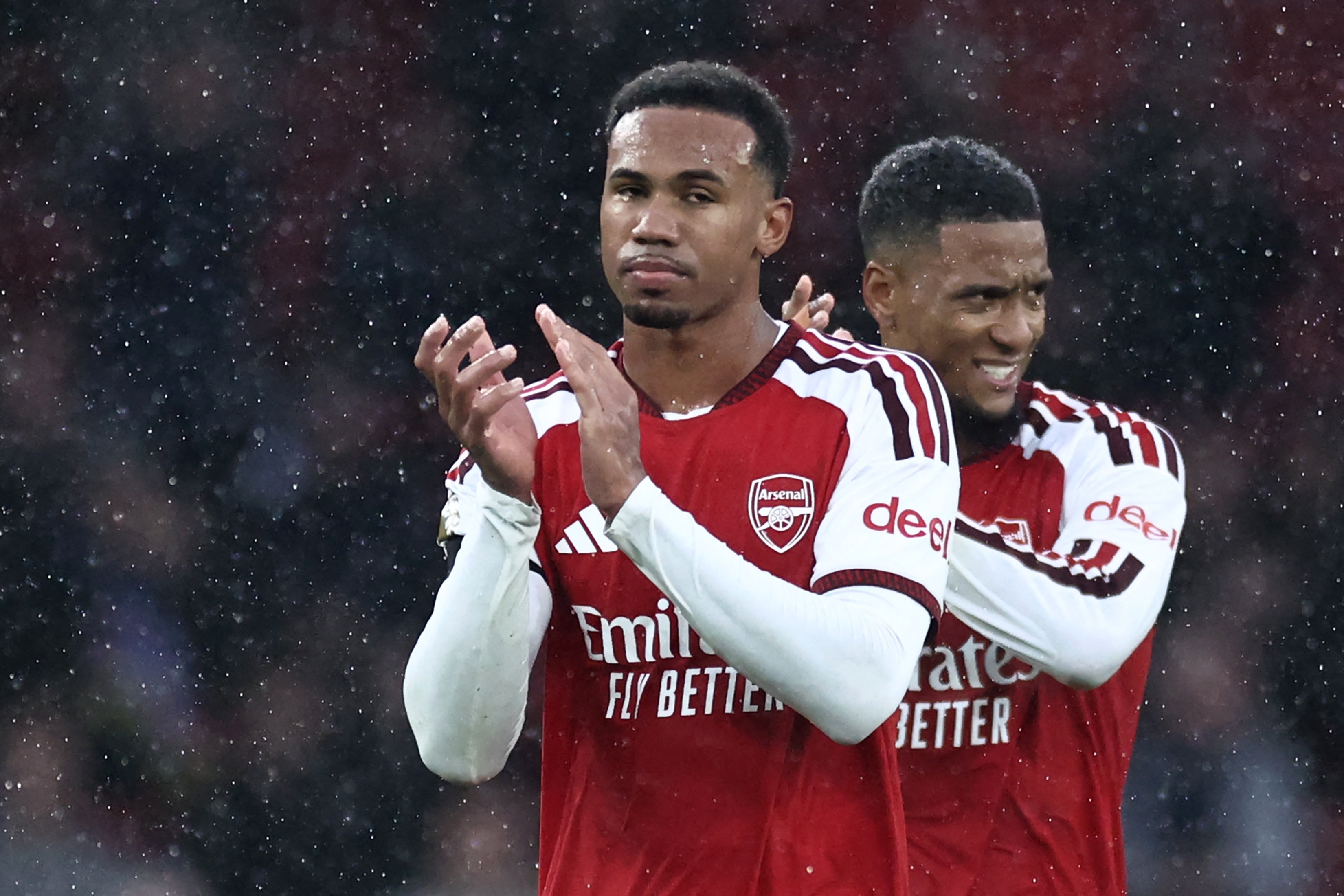 City sofre primeira derrota no Inglês e é alcançado pelo Arsenal na liderança
