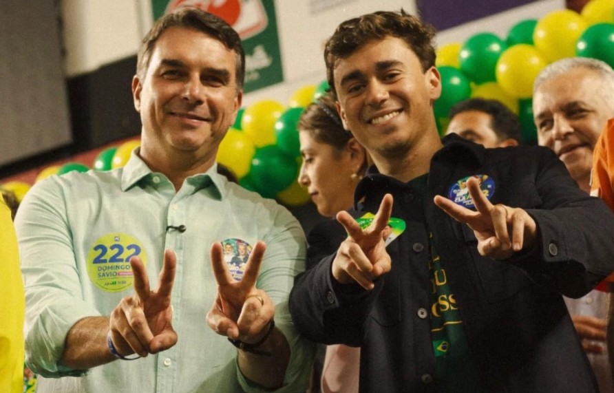 Nikolas monta maratona de atos de rua para ajudar a campanha de Flávio Bolsonaro