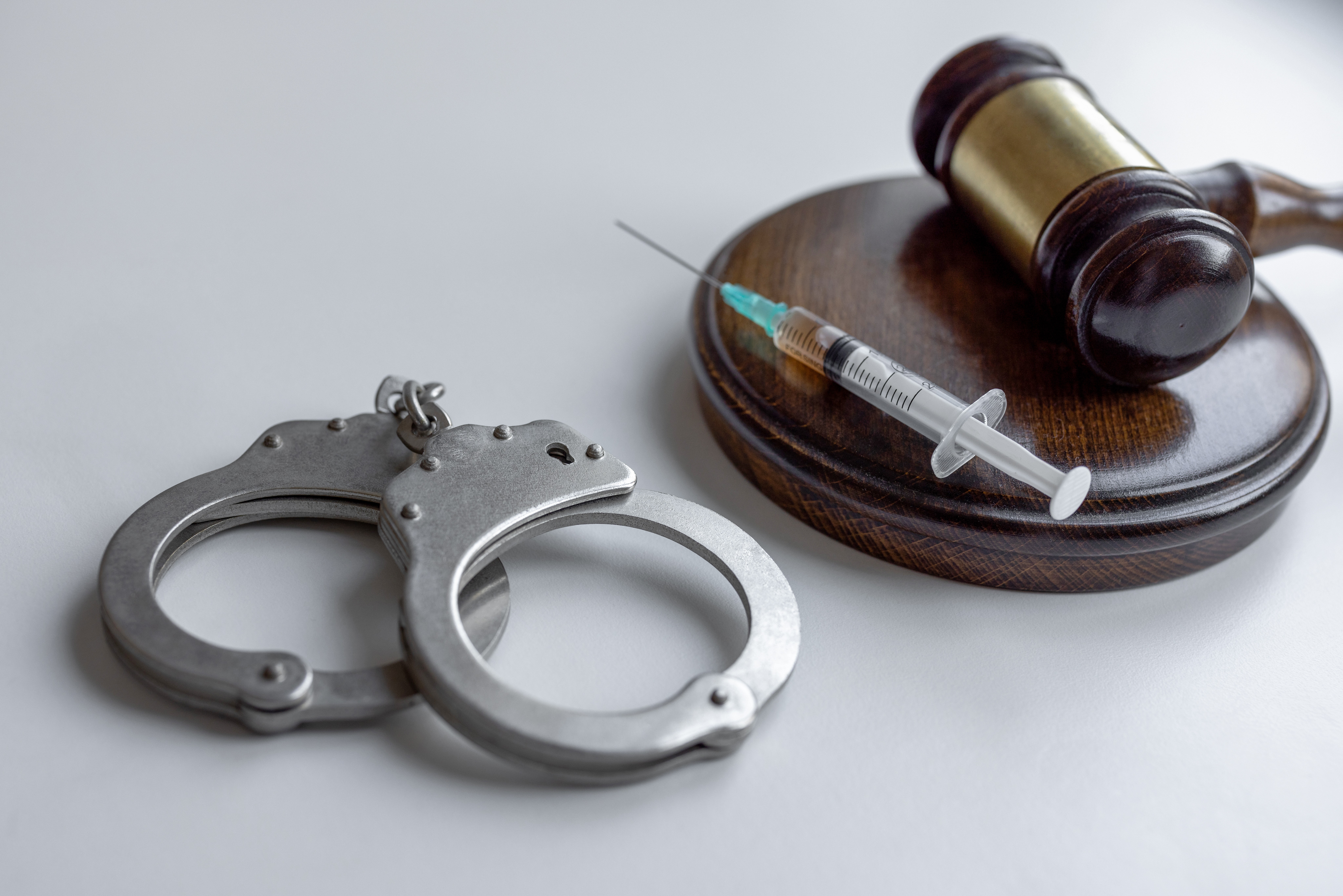 O que a maioria dos brasileiros pensa sobre pena de morte e redução da maioridade penal