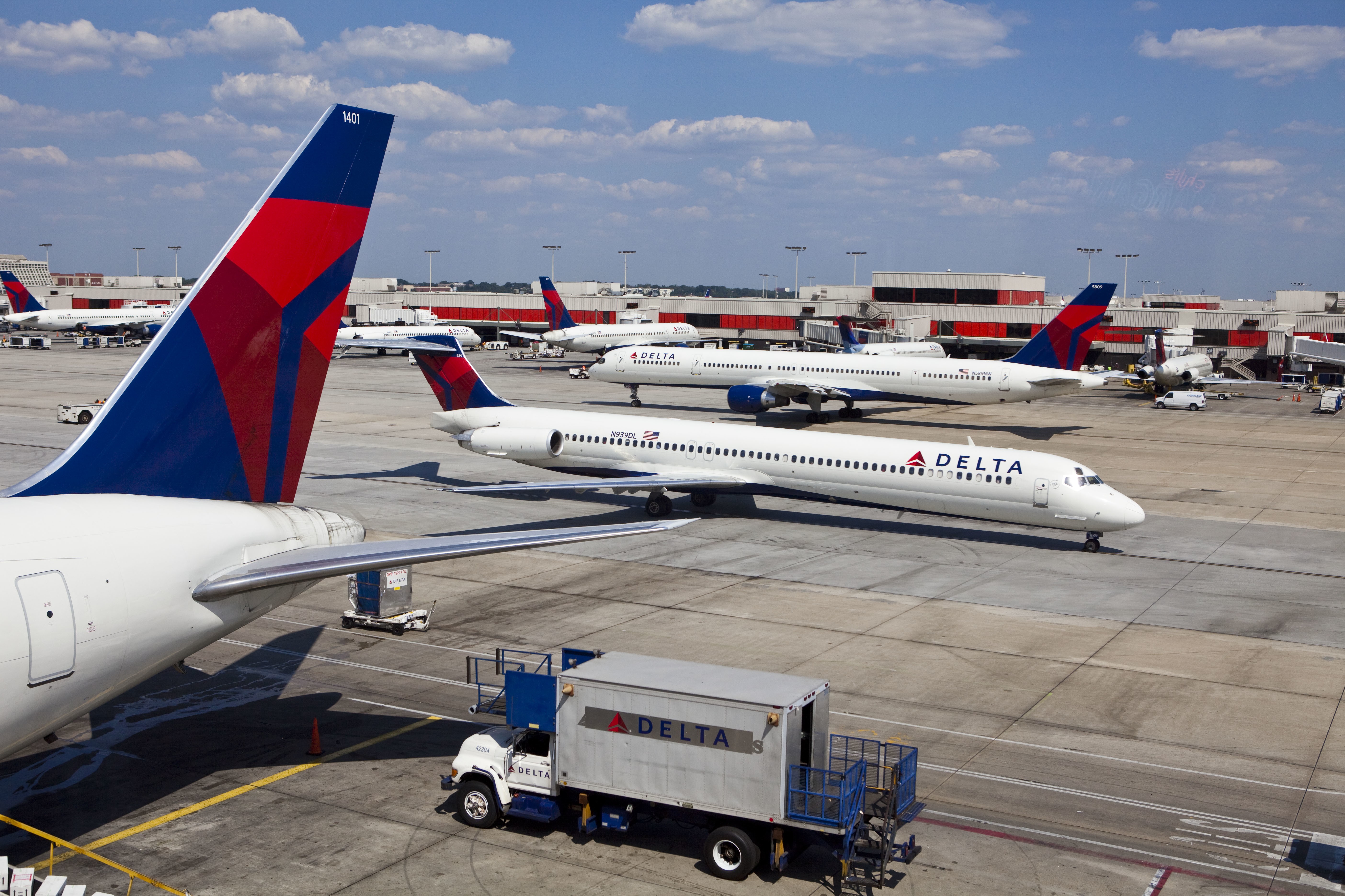 Conheça os três aeroportos mais movimentados do planeta e o que eles têm