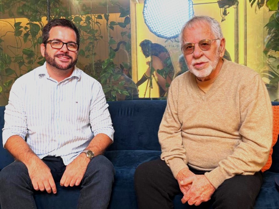 Nelson Motta ‘sincerão’: traição de Elis Regina, pavor de sertanejo e namoro à distância