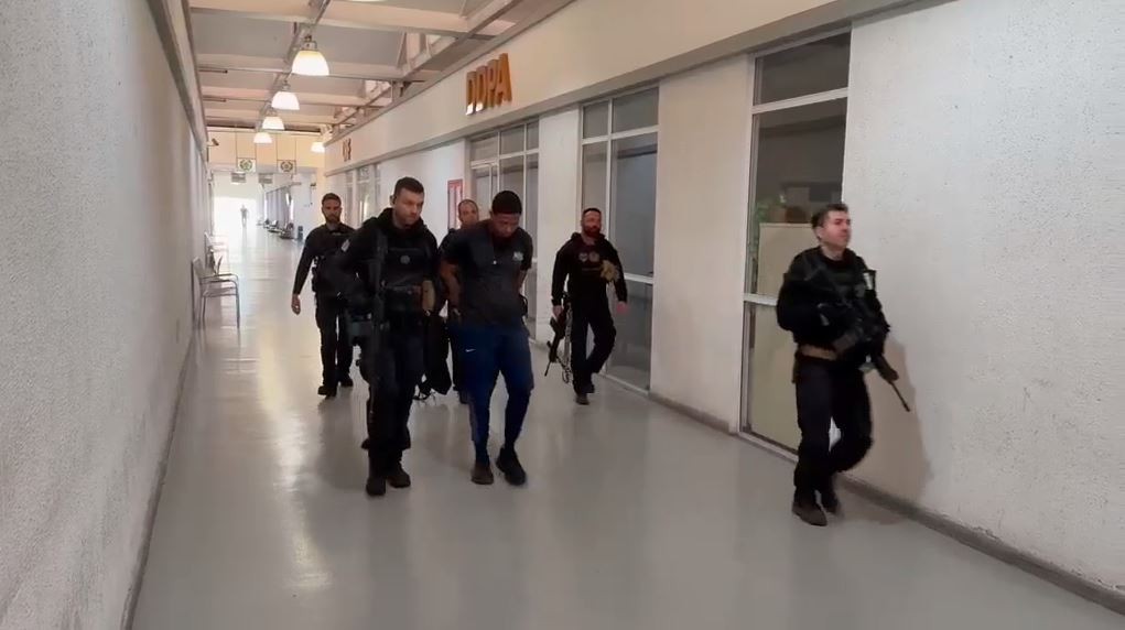 Como PMs favoreciam esquema de tráfico de drogas e armas do CV, alvo de operação no Rio