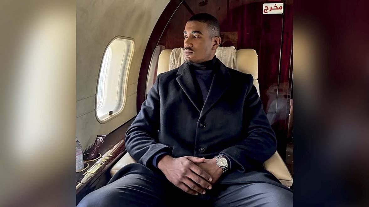 Segurança muda de vida ao ser descoberto em Semana de Moda