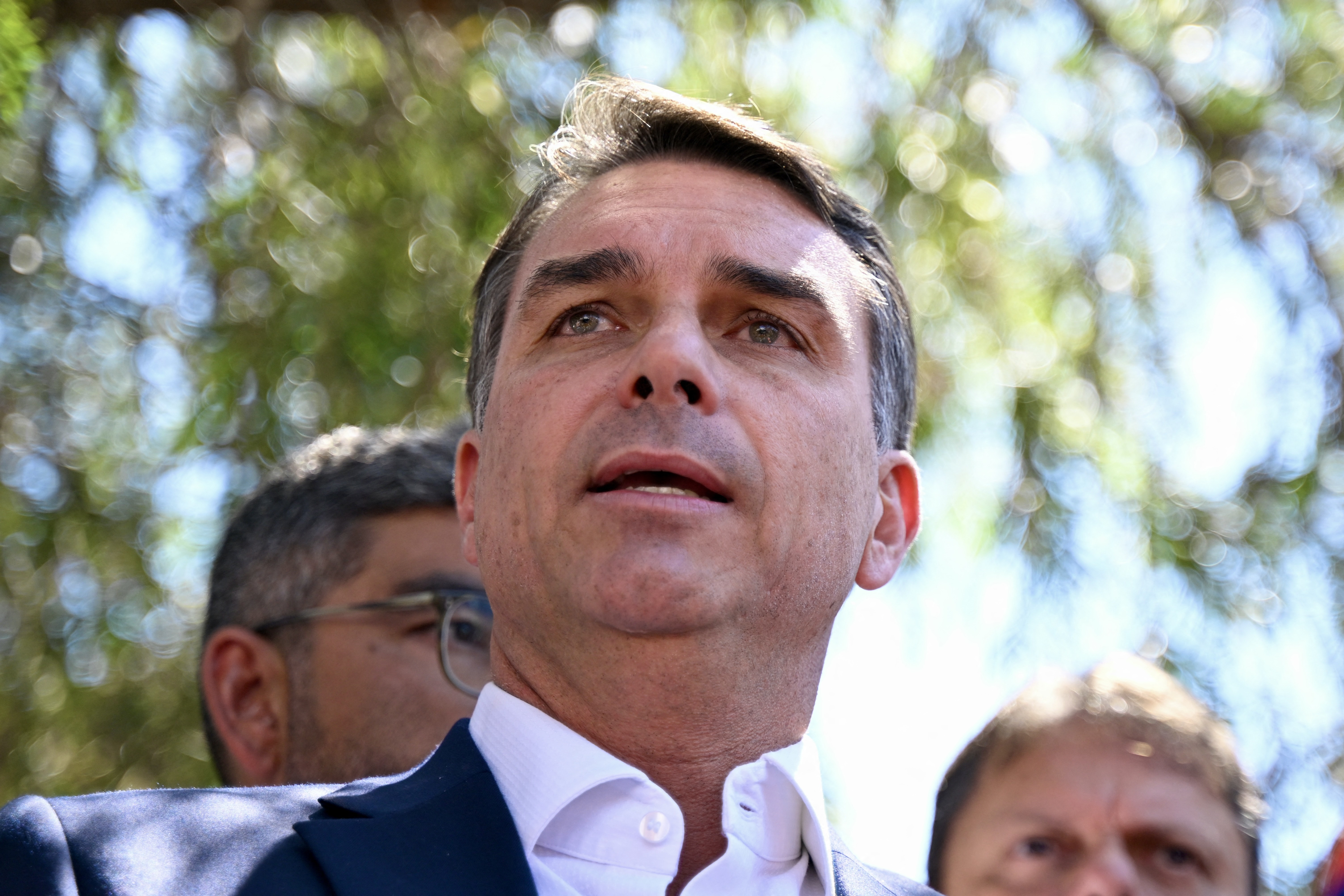 Quanto o Ibovespa pode subir nos próximos dias com Flávio Bolsonaro à frente nas pesquisas